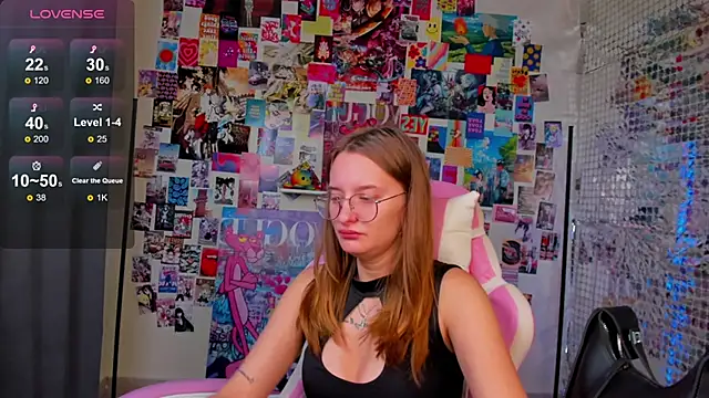 Maryyy May online show from 9, 10, 2025