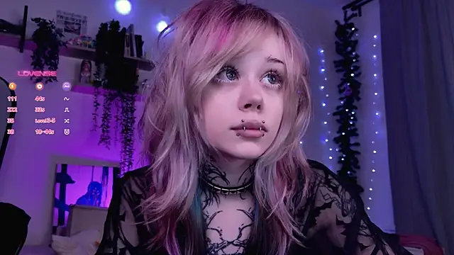 Lollyshy online show from 21, 12, 2025