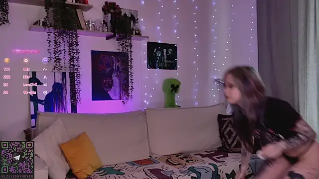 Lollyshy online show from 20, 2, 2026