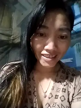Snapshot of PhienPhien chatting on 2, 10, 2025 PhienPhien online show from 2, 10, 2025