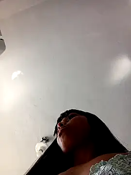 indiazinhabella27 online show from 1, 12, 2025