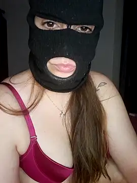 Snapshot of 1Malika chatting on 30, 10, 2025 1Malika online show from 30, 10, 2025