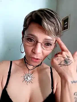 Lulypsicologasexual online show from 19, 11, 2025