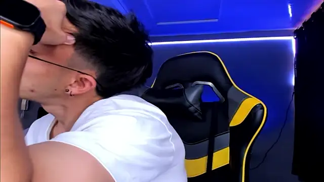 alexgiraldo   online show from 11, 10, 2025