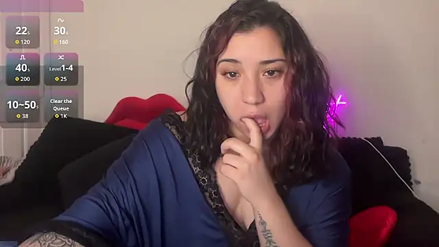 nina lovez online show from 5, 2, 2026