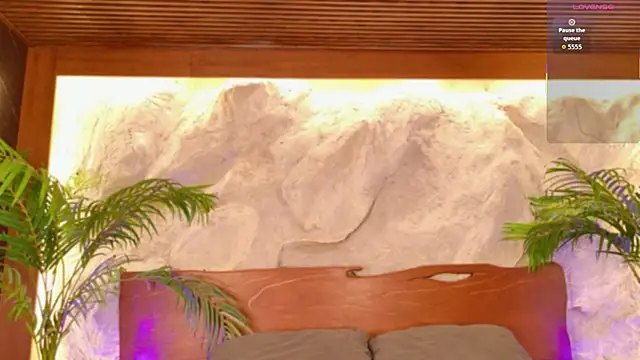 alisonn moon online show from 18, 2, 2026