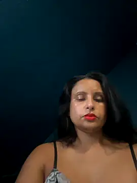Snapshot of Angelaarayexx chatting on 14, 10, 2025 Angelaarayexx online show from 14, 10, 2025