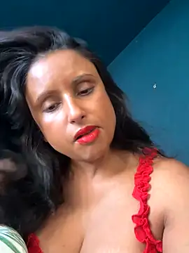 Snapshot of Angelaarayexx chatting on 16, 10, 2025 Angelaarayexx online show from 16, 10, 2025