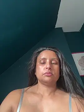 Angelaarayexx online show from 12, 4, 2026