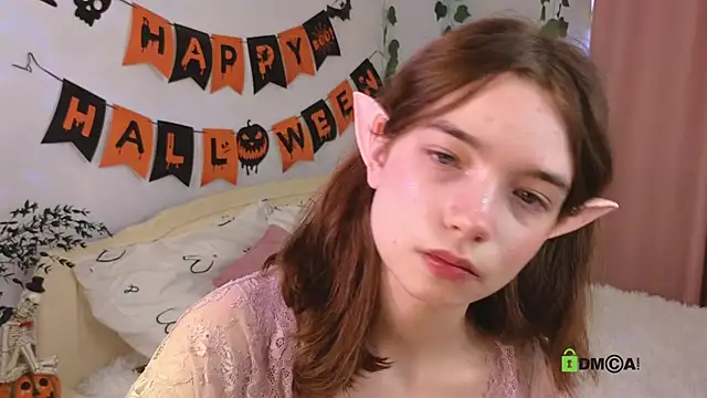 Evi Brook online show from 18, 10, 2025