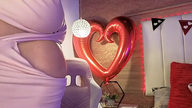 Snapshot of AgnesIvanova chatting on 13, 2, 2026 AgnesIvanova online show from 13, 2, 2026