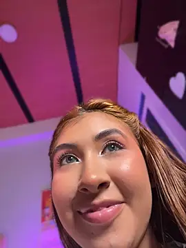 emilysofiia online show from 16, 4, 2026