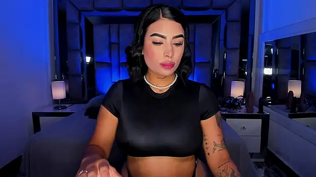 MaddyGray  online show from 18, 7, 2026