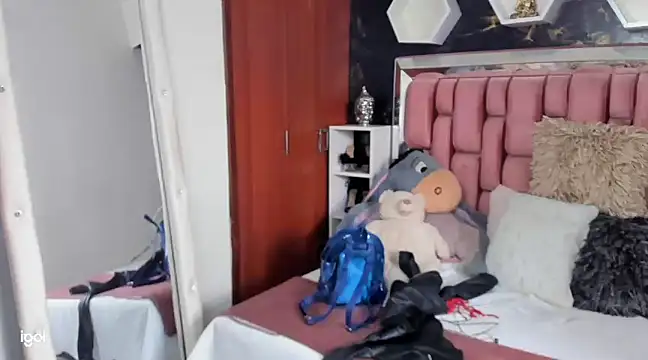 sara slut21 online show from 12, 2, 2025