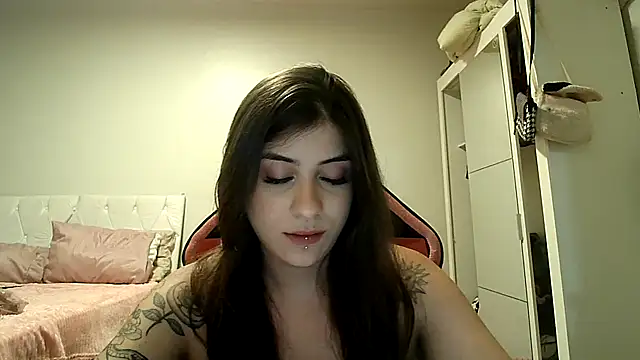 Becca B online show from 17, 12, 2025