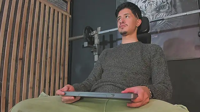 DimitriDeluxe online show from 26, 11, 2025