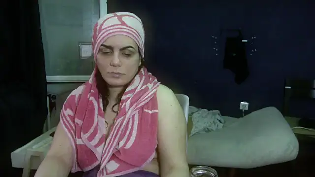 Snapshot of turkishTransEfsun chatting on 3, 10, 2025 turkishTransEfsun online show from 3, 10, 2025