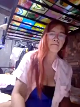 SexyHottMom online show from 2, 2, 2026