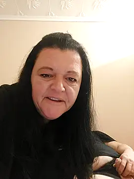 Snapshot of BlacReign chatting on 2, 10, 2025 BlacReign online show from 2, 10, 2025