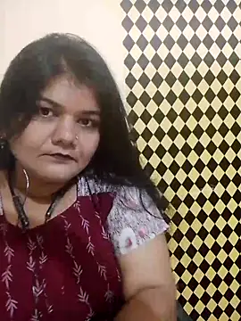 Snapshot of Meenu_tiwari chatting on 10, 9, 2025 Meenu tiwari online show from 10, 9, 2025