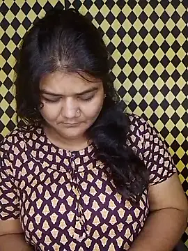 Snapshot of Meenu_tiwari chatting on 19, 9, 2025 Meenu tiwari online show from 19, 9, 2025