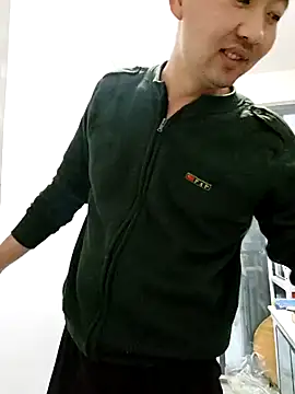 huanhuanaaaaa online show from 9, 4, 2026