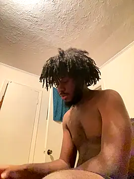 Snapshot of ThickDic28 chatting on 19, 9, 2025 ThickDic28 online show from 19, 9, 2025