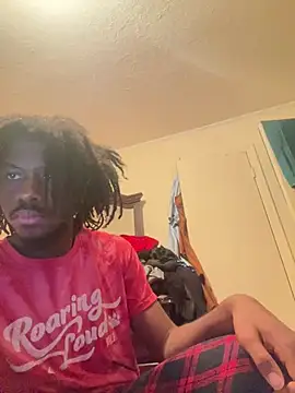 Snapshot of ThickDic28 chatting on 14, 2, 2026 ThickDic28 online show from 14, 2, 2026