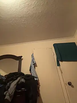 Snapshot of ThickDic28 chatting on 19, 2, 2026 ThickDic28 online show from 19, 2, 2026