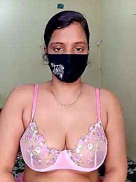 Rose-luckey online show from 4, 12, 2025