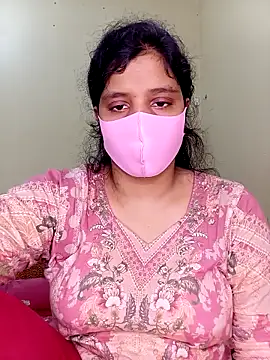 Rose-luckey online show from 12, 4, 2026