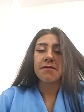 CAROLINE  07 online show from 6, 1, 2026