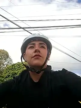 CAROLINE  07 online show from 22, 3, 2026