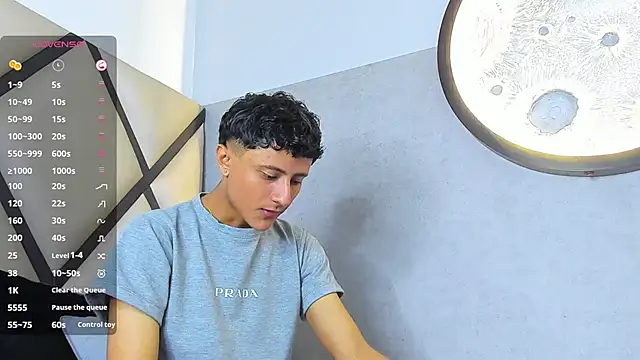  Leohot  online show from 23, 9, 2025