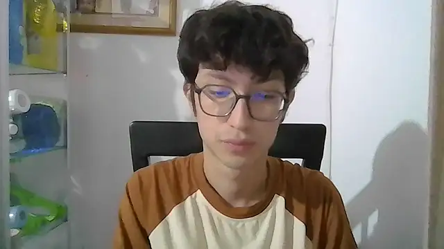 Snapshot of Kevintdx chatting on 12, 9, 2025 Kevintdx online show from 12, 9, 2025