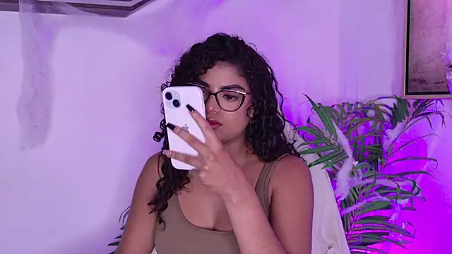 Carly Monroe  online show from 30, 10, 2025