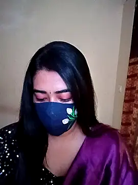 Snapshot of Quinn_Bebo chatting on 27, 11, 2025 Quinn Bebo online show from 27, 11, 2025