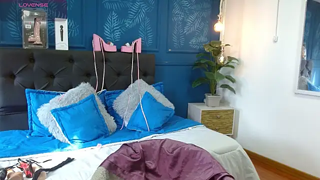 zohet kriss online show from 25, 3, 2026