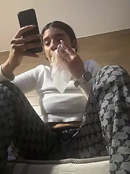 Miagomezx online show from 3, 2, 2026