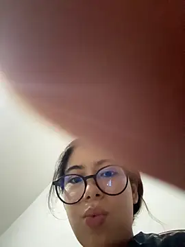 Snapshot of Caitlin_Cat chatting on 6, 10, 2025 Caitlin Cat online show from 6, 10, 2025