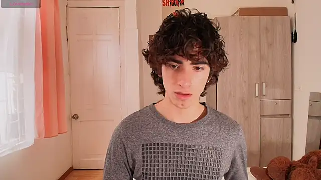 Nude Boy18 online show from 22, 11, 2025