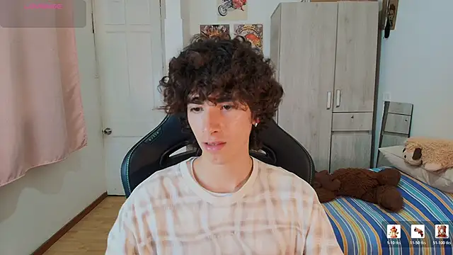 Nude Boy18 online show from 6, 1, 2026