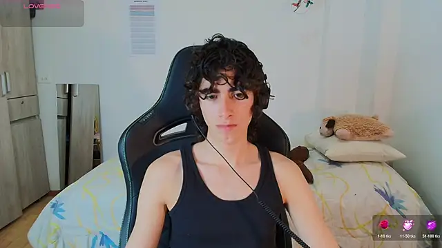 Nude Boy18 online show from 25, 2, 2026