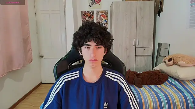 Nude Boy18 online show from 4, 4, 2026