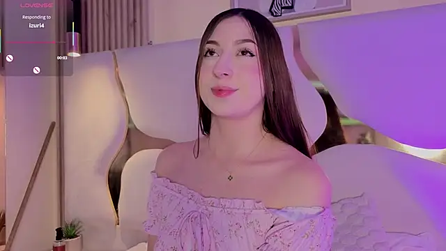 SofiJones  online show from 7, 2, 2026