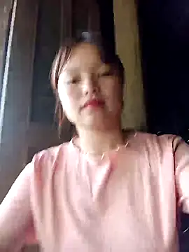 XoiXoi232 online show from 13, 10, 2025