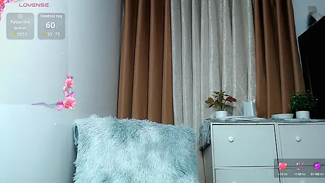 Snapshot of _Jenniyah_ chatting on 1, 10, 2025 Jenniyah online show from 1, 10, 2025