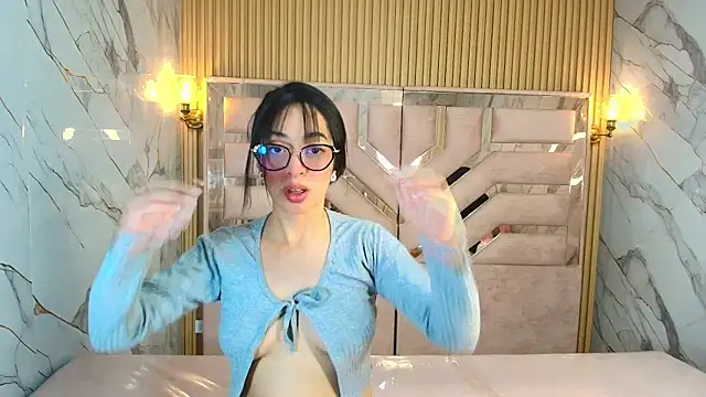 zoe r  online show from 8, 10, 2025