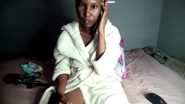 Snapshot of blueyXxX chatting on 21, 4, 2026 blueyXxX online show from 21, 4, 2026