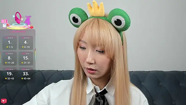 Snapshot of Yume_ko chatting on 14, 9, 2025 Yume ko online show from 14, 9, 2025